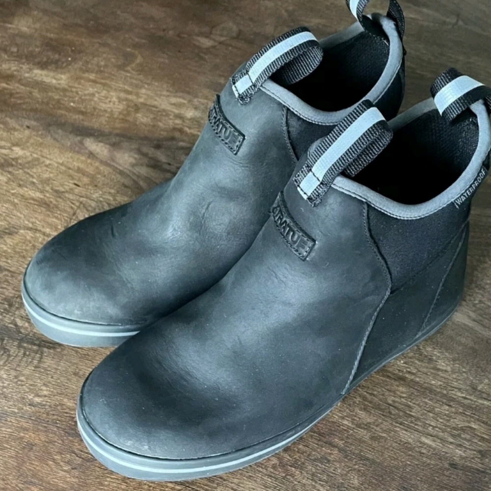 XtraTuf Women 6 Waterproof Leather Ankle Rain Boot Black